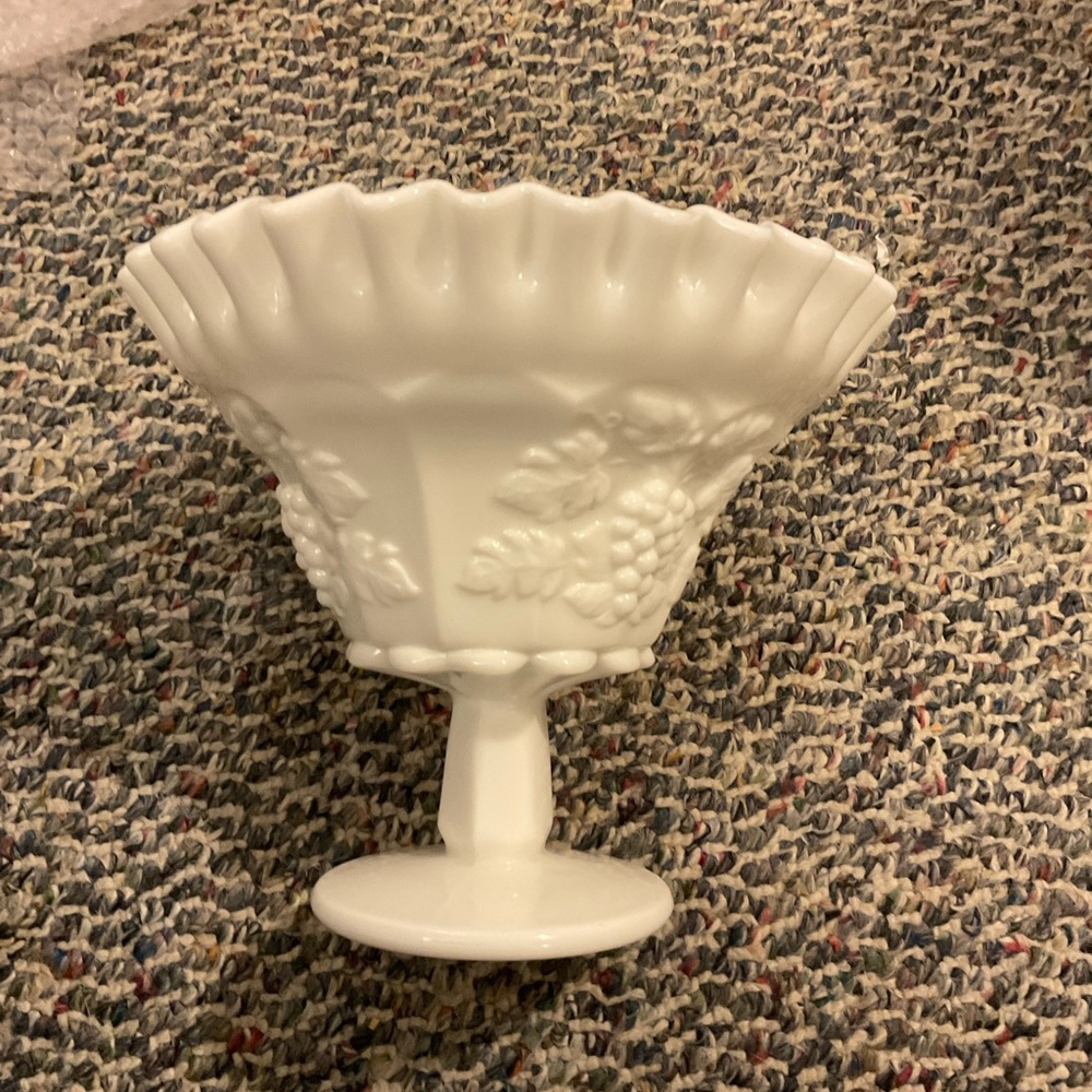 Westmoreland milk glass pedestal bowl